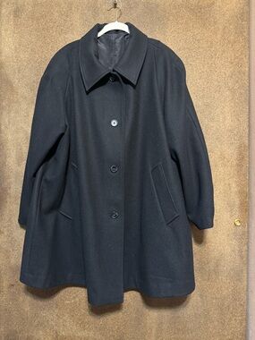 Women's Black Wool-Blend Pea Coat - Classic Single-Breasted Style